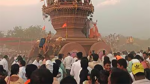 Vijayapura chariot 